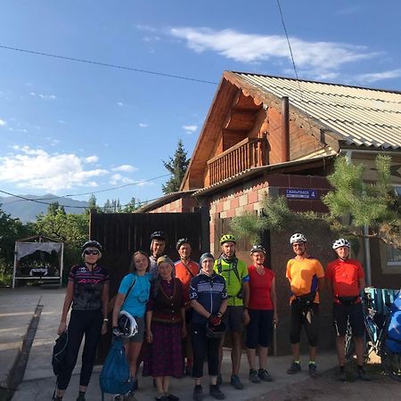 Guesthouse Bermet Tong Zewnętrze zdjęcie
