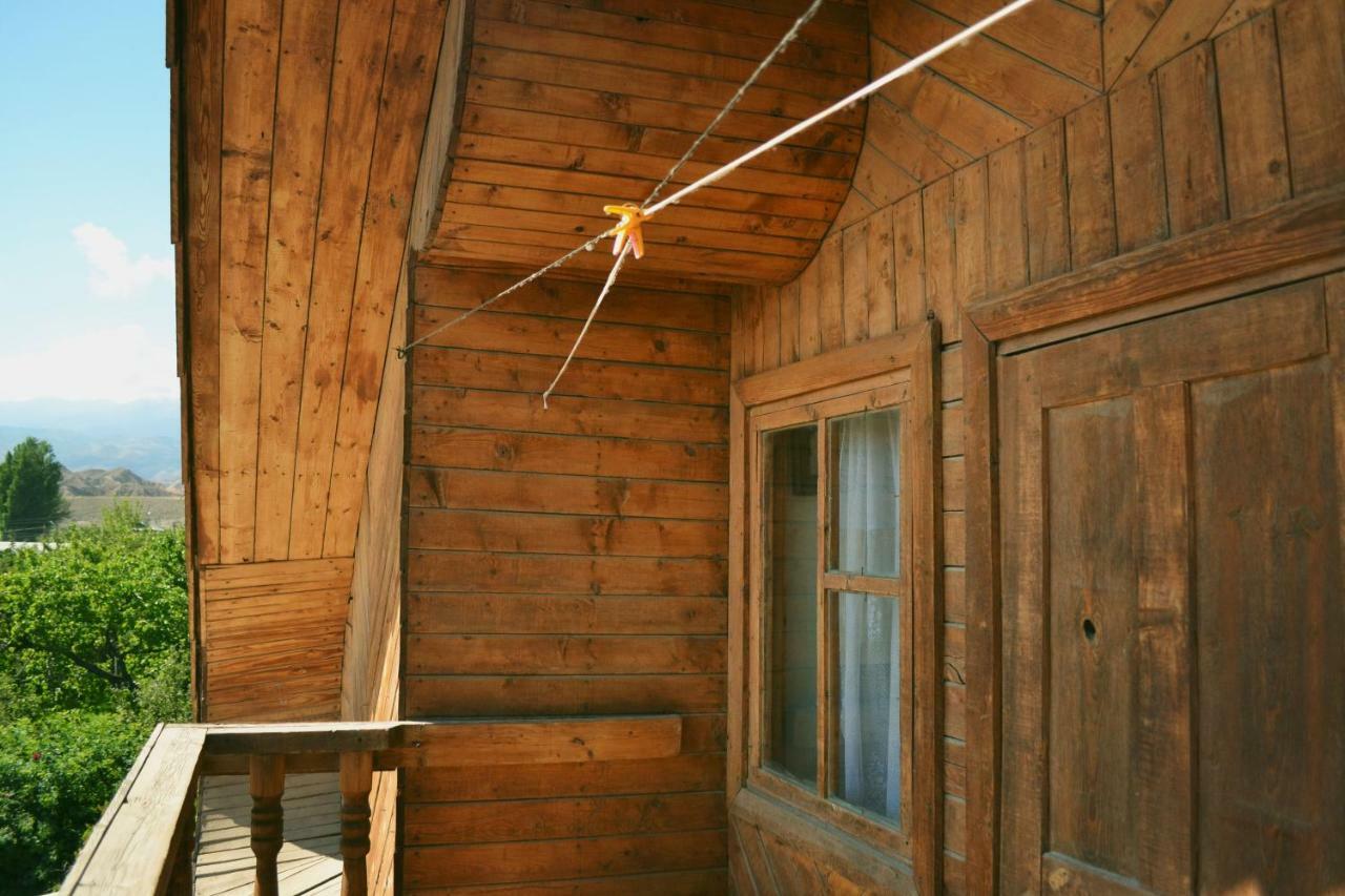 Guesthouse Bermet Tong Zewnętrze zdjęcie
