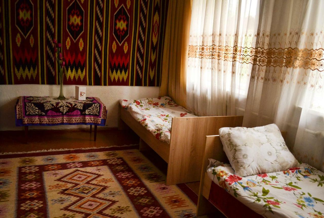 Guesthouse Bermet Tong Zewnętrze zdjęcie
