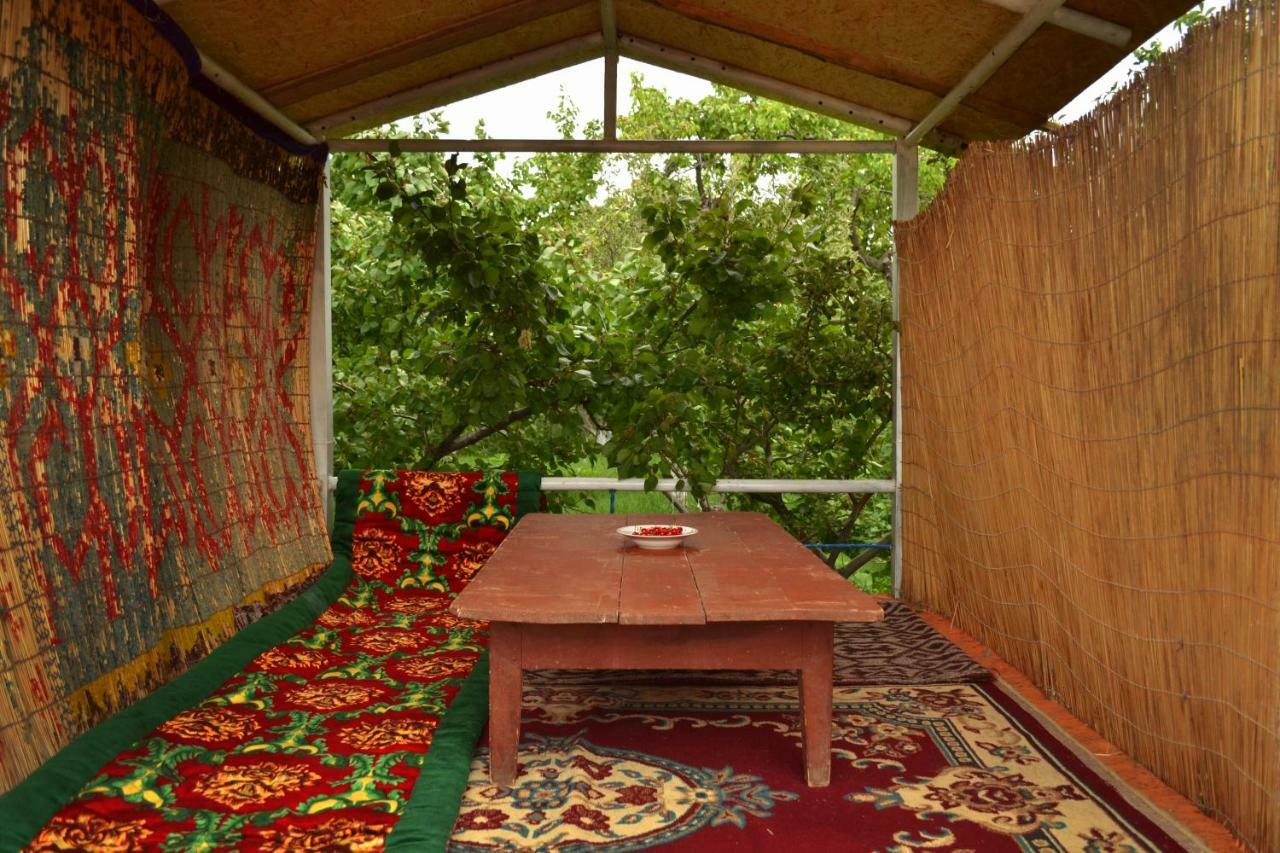 Guesthouse Bermet Tong Zewnętrze zdjęcie